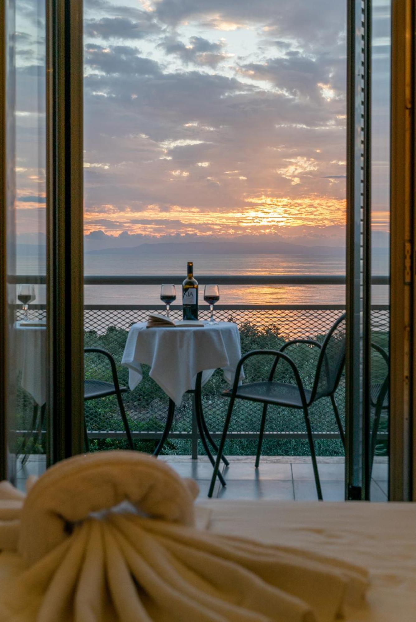 Mythos Villas Stoupa Ngoại thất bức ảnh
